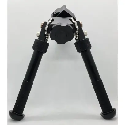 Bipod s nastavitelnou výškou každé nožičky zvlášť s ohledem na terén. Možnost náklonu vpřed i vzad. Rychloupínání na Picatinny lištu.